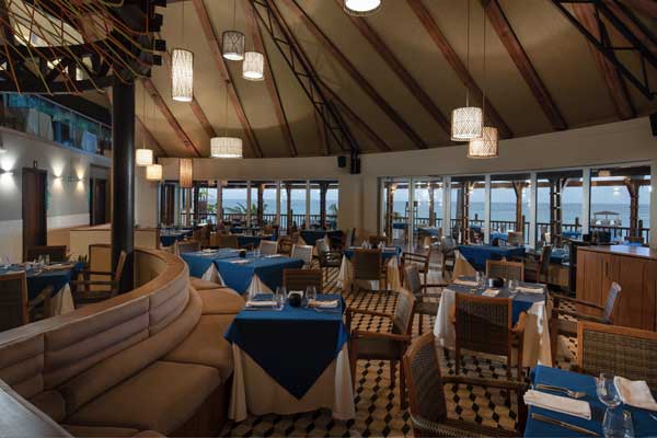 Restaurant - Impressive Resorts & Spas - All Inclusive Punta Cana